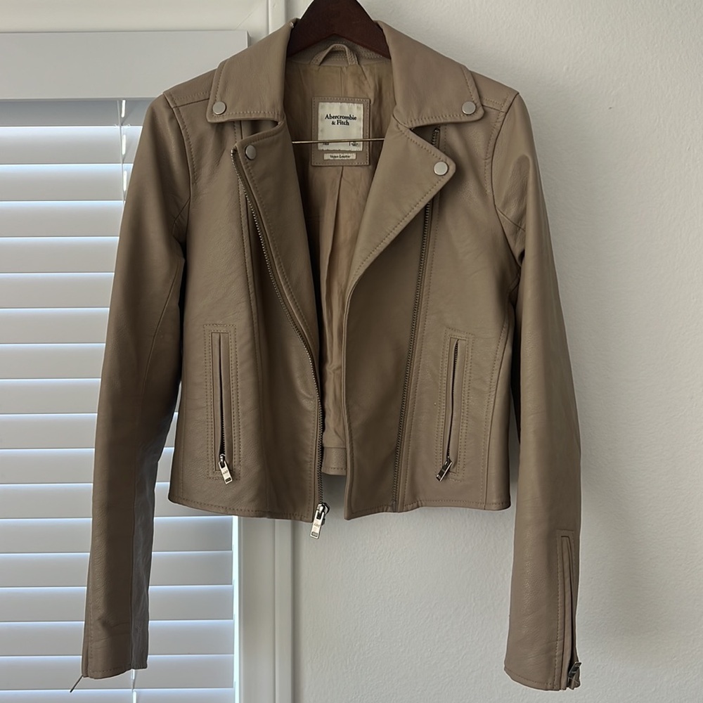 Abercrombie & Fitch Tan Vegan Leather Moto Jacket M